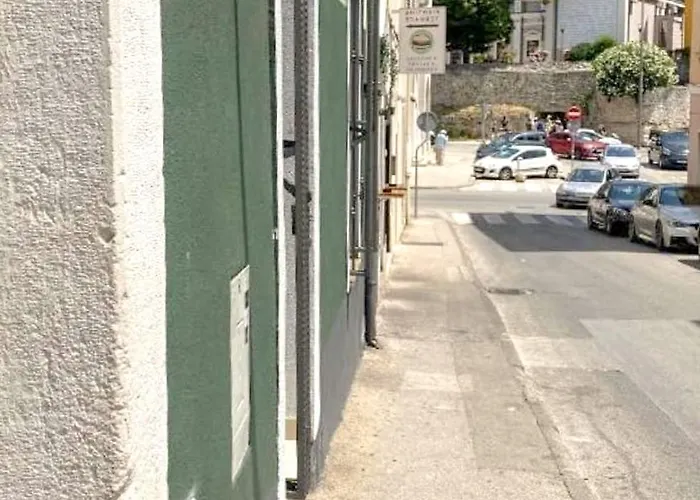 Sara Center No1 Apartman Póla